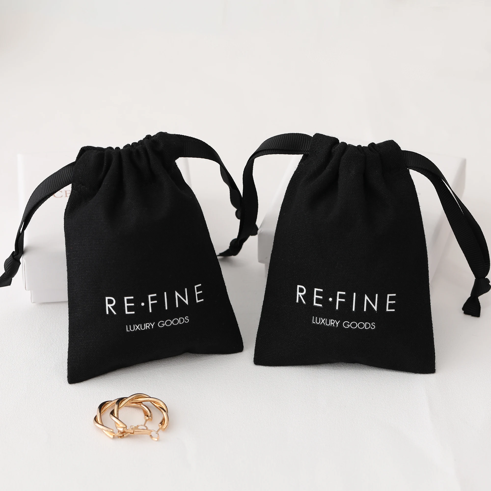 kf-Sabb4fa300c4740458afb6c2207bdc237t-Custom-Logo-High-Quality-Black-Cotton-Jewelry-Pouch-Canvas-Jewelry-Gift-Bag-With-Drawstring-Pouch-Bag kf Sabb4fa300c4740458afb6c2207bdc237t Custom Logo High Quality Black Cotton Jewelry Pouch Canvas Jewelry Gift Bag With Drawstring Pouch Bag